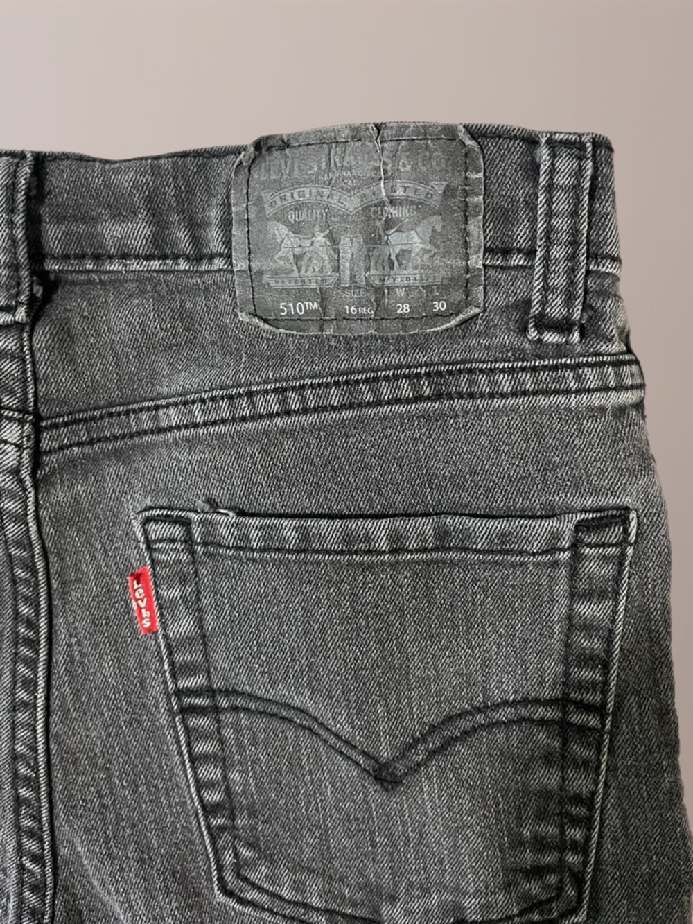 🌚 Levi’s Big Kid Boys’ Skinny Fit Jeans in Black Wash~Sz 16 Reg~Low Rise~28X30 - Picture 8 of 12